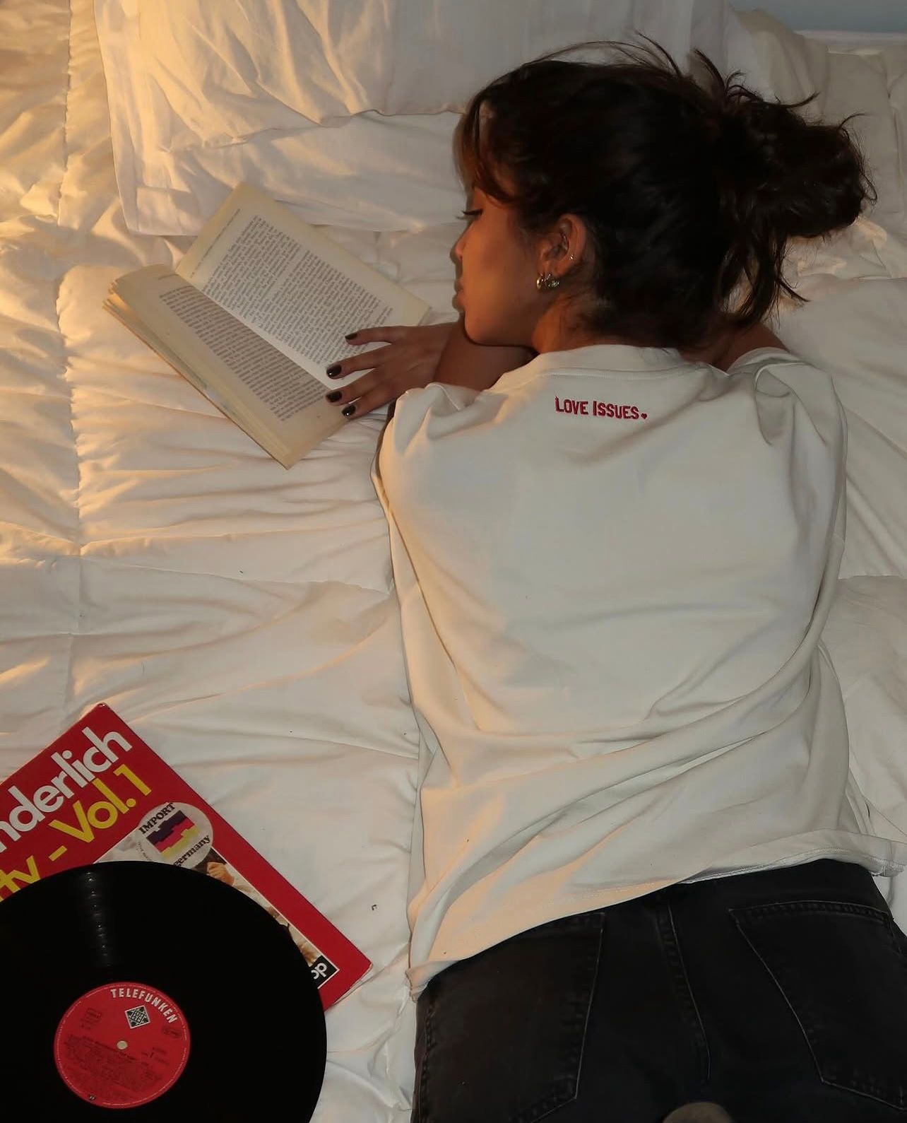"Love Issues" Oversized Signature Tee
